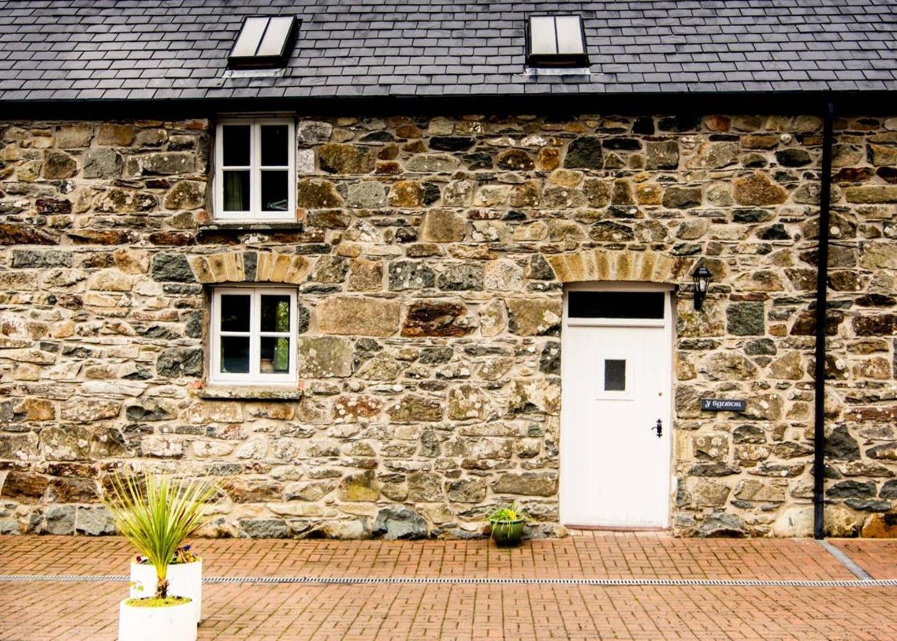 Gellifawr Woodland Retreat Hotel Pontfaen Exterior foto